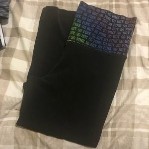 VS PINK Capri Leggings *tear in seams!*